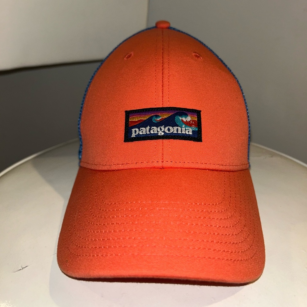 Patagonia Low Crown, LowPro Trucker Hat, One Size, Carve Coral